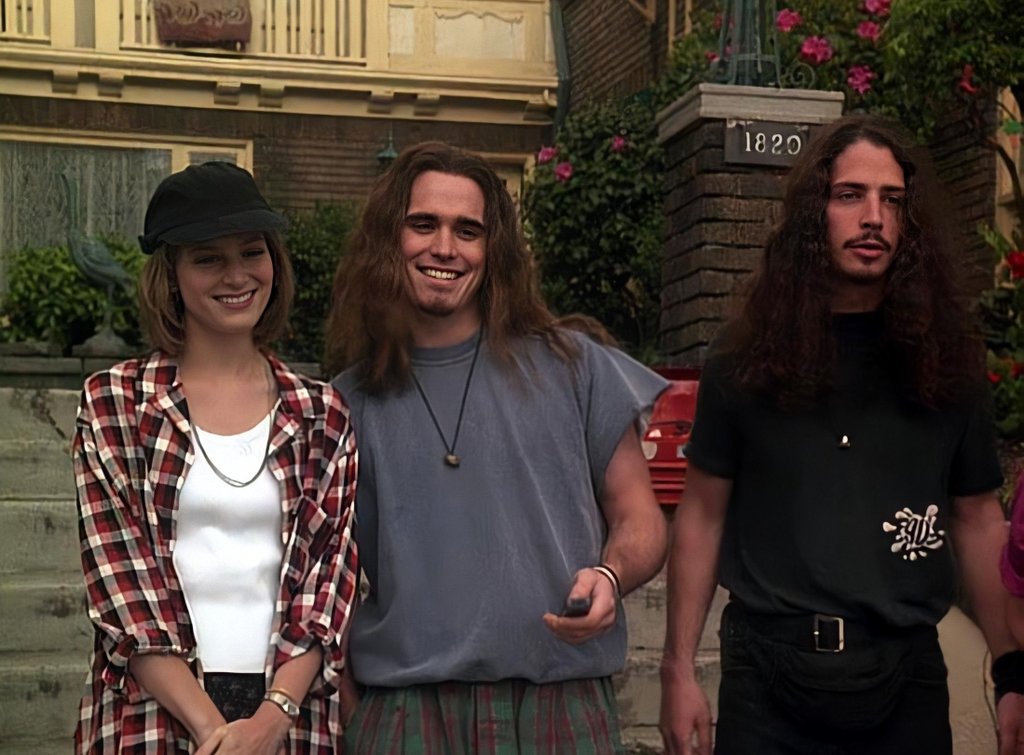 The Grunge Scene tweet media