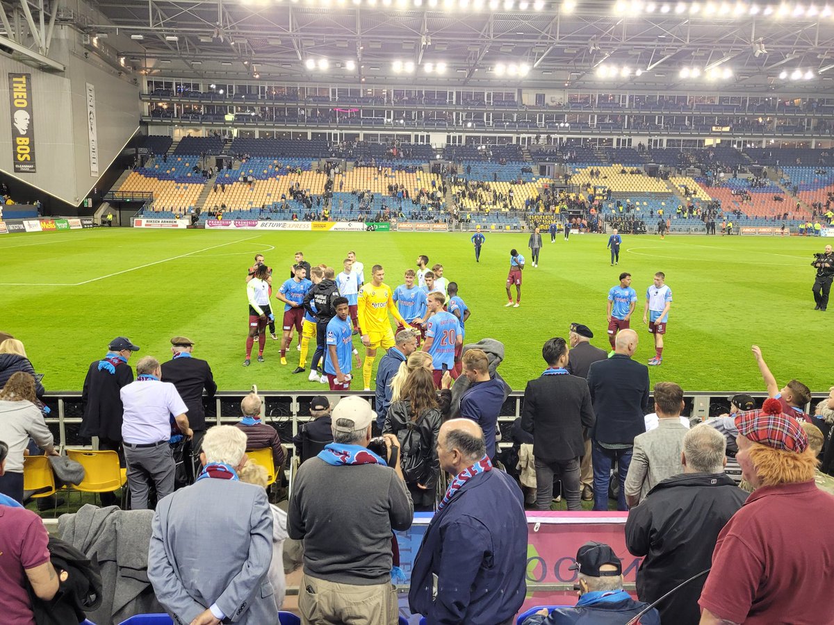 ApHendriksen's tweet photo. Vitesse - Volendam #vitvol #MarketGarden #Airborne https://t.co/rAdKmbKYrk