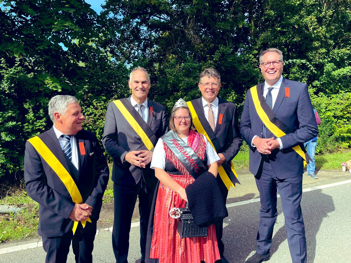 Alex_Schweitzer's tweet image. Endlich wieder #Purzelmarkt in #Billigheim - ältestes Volksfest der #Pfalz. Wurde vor 572 Jahren zum ersten Mal gefeiert. Ähnlich lange bin ich selbst dabei 😉