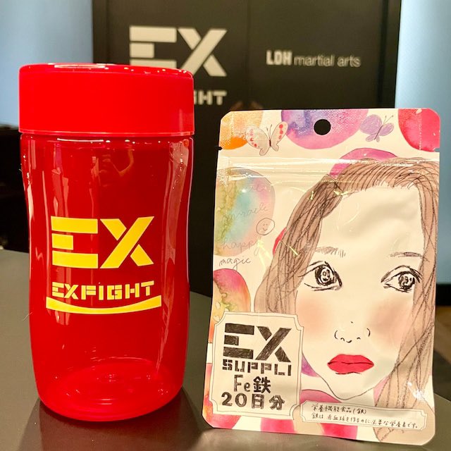 EXFIGHT_LDH's tweet photo. THE RAMPAGE RIKU
プロデュースのEXFIGHTシェイカーの発売に合わせてお得な特別セットを販売中💡まだ在庫ございます(^^)
👇
https://t.co/wQY8HSkhUM

#THERAMPAGE #RIKU 
#EXSUPPLI #EXPROTEIN
#EXSMOOTHIE #EXシリーズ
#ldhmartialarts #ENERGYPROJECT
#BURNER #BODYMAKE #SMOOTHIE https://t.co/4ZYOG1GZJF