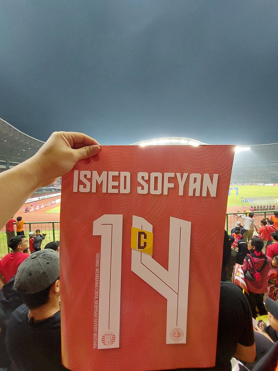 bayuu90's tweet photo. Selamat berpisah Ismed Sofyan https://t.co/X1FRhnsCYe