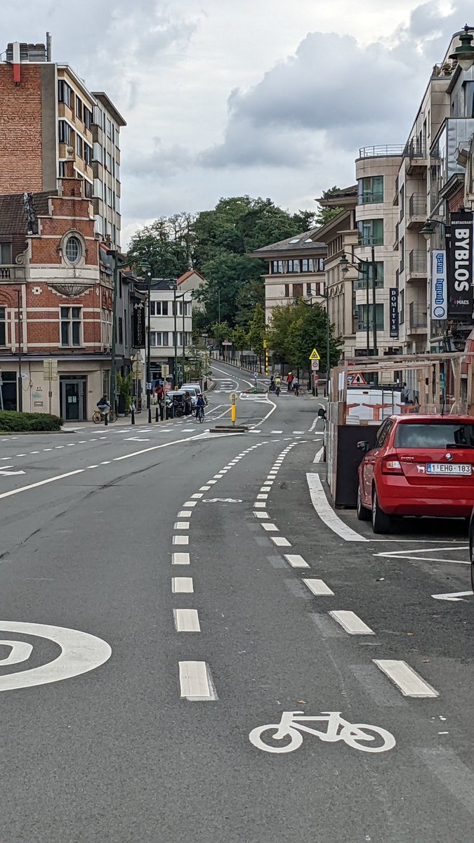 #journeesansvoiture #carfreesunday Brussels at its best.
