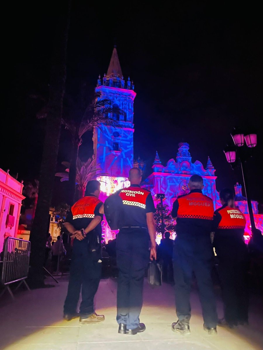 PCMoguer's tweet image. 📍Este finde prestamos apoyo preventivo a los compañeros de la Palma del condado durante su Feria 🎡 🆘 🦺