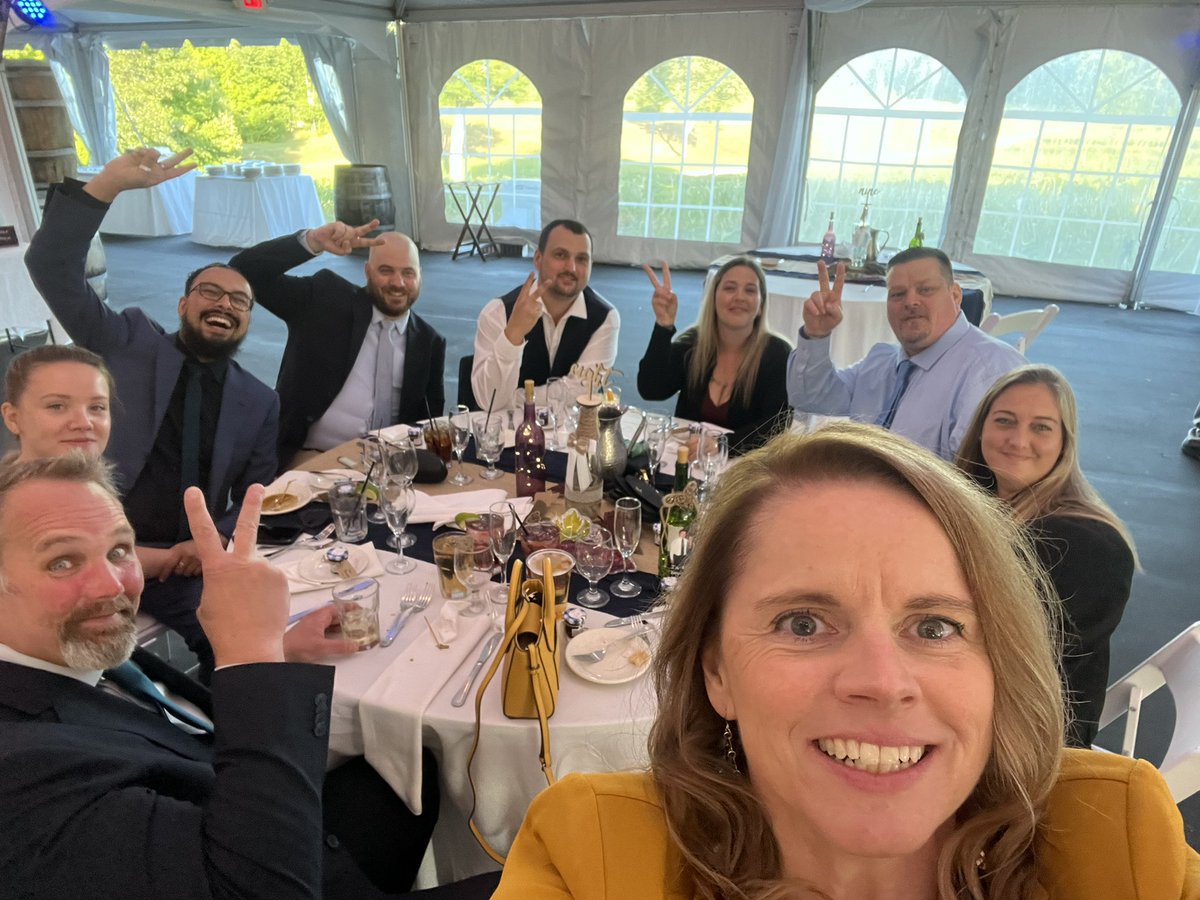 We definitely had the best table, loudest and proudest, what a blast!!! <a href="/BoxieG/">Boxie van Gerrisheim</a> <a href="/Nightskye81/">AJ</a> <a href="/XHGProdigy/">XHGProdigy</a> <a href="/raw1219/">GrampRaw</a> <a href="/Williams0305/">Jennifer</a> @TDekester