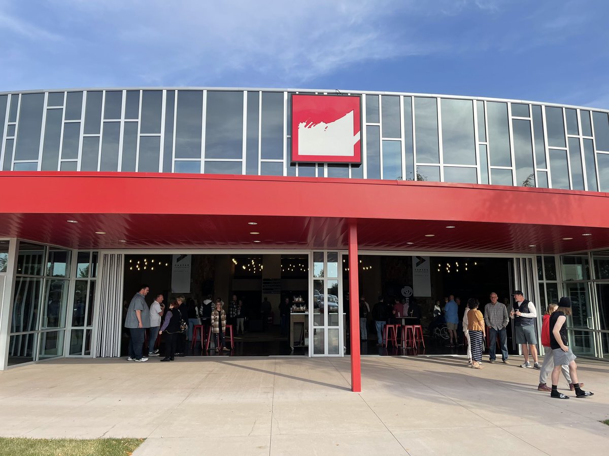 Love being at <a href="/CANVASchurch/">Canvas Church</a> with <a href="/lifengeer/">kevin</a> this weekend. Amazing church. And it’s the land of huckleberries!!