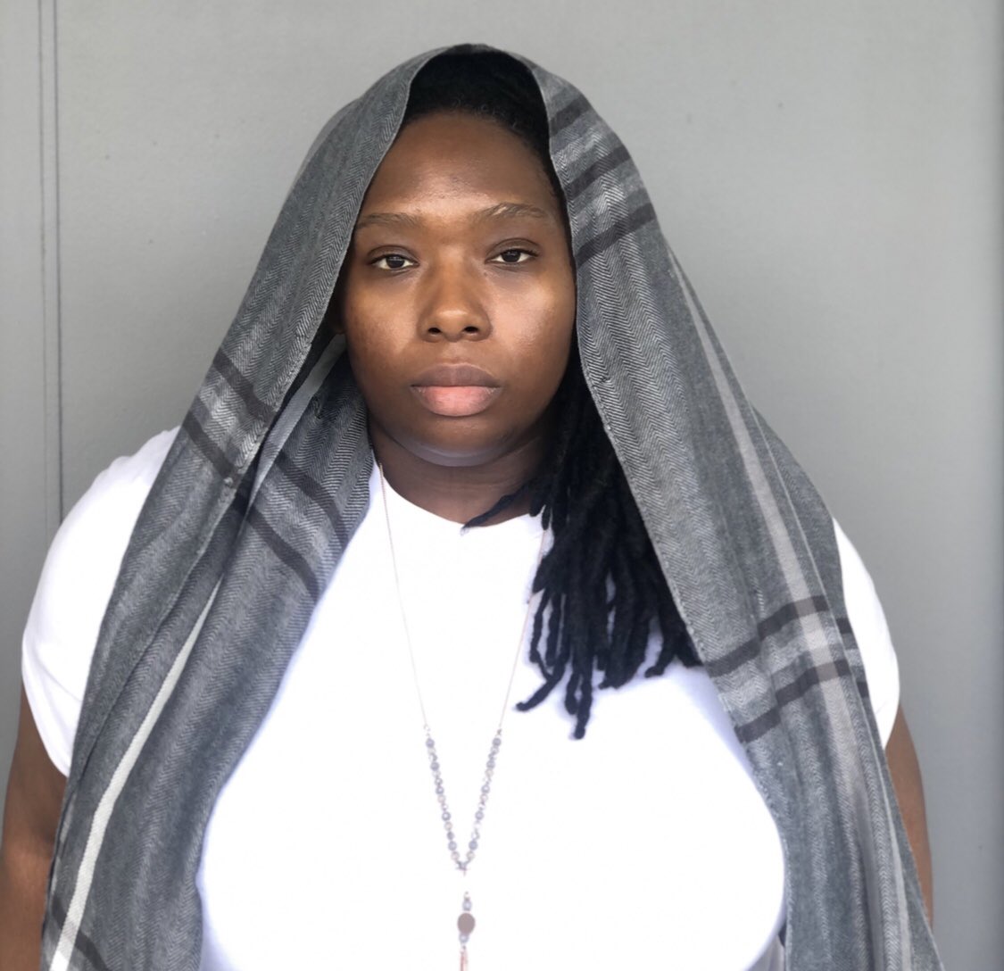 AminaYaQar's tweet photo. STREETVITALS | ARTIST LOUNGE | AMINA YAQAR 

With All These Distractions, A Focused Mind Has Gained Value

https://t.co/l75XFsrKNv https://t.co/z6pJVghozk