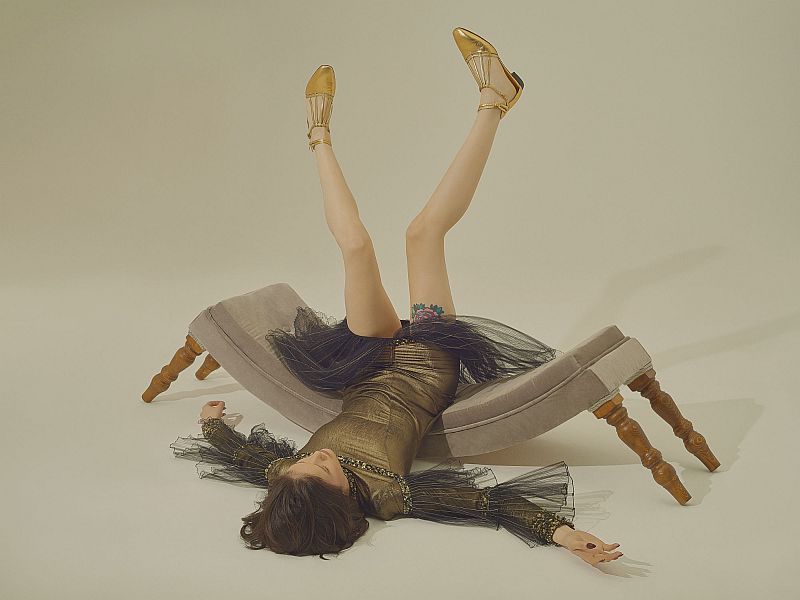 Museumkaart (@museumkaart) on Twitter photo De Frans-Vietnamese kunstenaar Nhu Xuan Hua maakte naam met modefoto's.
Zij werkte in opdracht van grote modemerken als Kenzo, Dior en Levi’s voor o.a. Vogue en TIME Magazine. 'Hug of a swan' in <a href="/HuisMarseille/">Huis Marseille, Museum for Photography</a> Amsterdam laat zien dat ze veel meer kan: museum.nl/nl/huis-marsei… De Frans-Vietnamese kunstenaar Nhu Xuan Hua maakte naam met modefoto's.
Zij werkte in opdracht van grote modemerken als Kenzo, Dior en Levi’s voor o.a. Vogue en TIME Magazine. 'Hug of a swan' in <a href="/HuisMarseille/">Huis Marseille, Museum for Photography</a> Amsterdam laat zien dat ze veel meer kan: museum.nl/nl/huis-marsei…