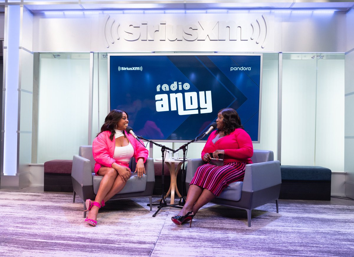 sherrieshepherd's tweet photo. She joined me on @sherrishowtv on Friday & then I got to sit with my sister-friend @bevysmith for a Fish Bowl conversation at @SIRIUSXM for @RadioAndySXM! We covered so much ground in our wonderful conversation.
#SherriShowTV #Bevelations #BevySmith #SiriusXM https://t.co/vxMog67WM9