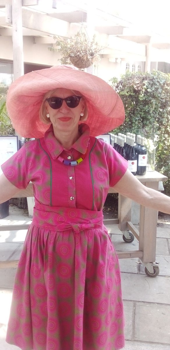 cheek2chic's tweet photo. Perfect weekend weather #SteenbergGardenParty #CapClassique @SteenbergWines only in Jozi now sorry Cape Town!! https://t.co/Dq0ZyyRv74