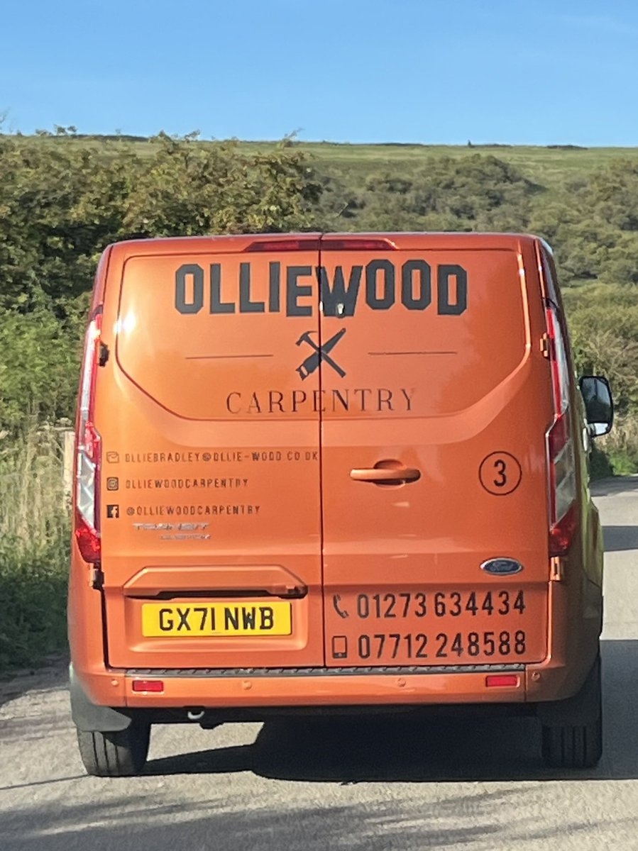 _dougjohnson's tweet photo. Saw this and thought of you, @coldclimate - maybe this is other Oliver’s van! https://t.co/pu0CSkz6Vo