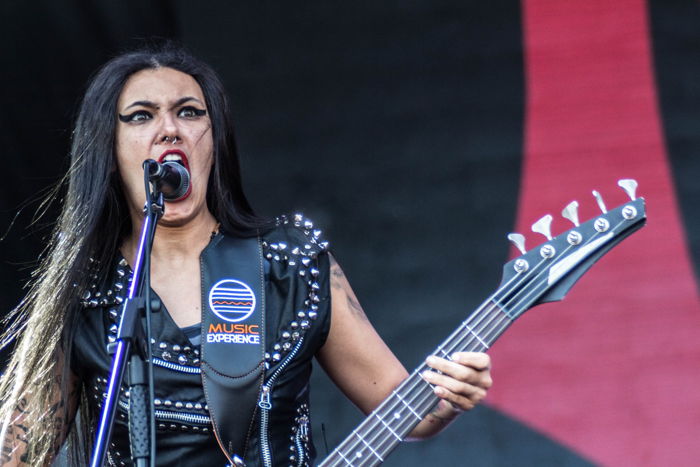 Fernanda Lira relembra alimento que deu forte piriri no show: "Fui 12 vezes ao banheiro" dlvr.it/SYYClK