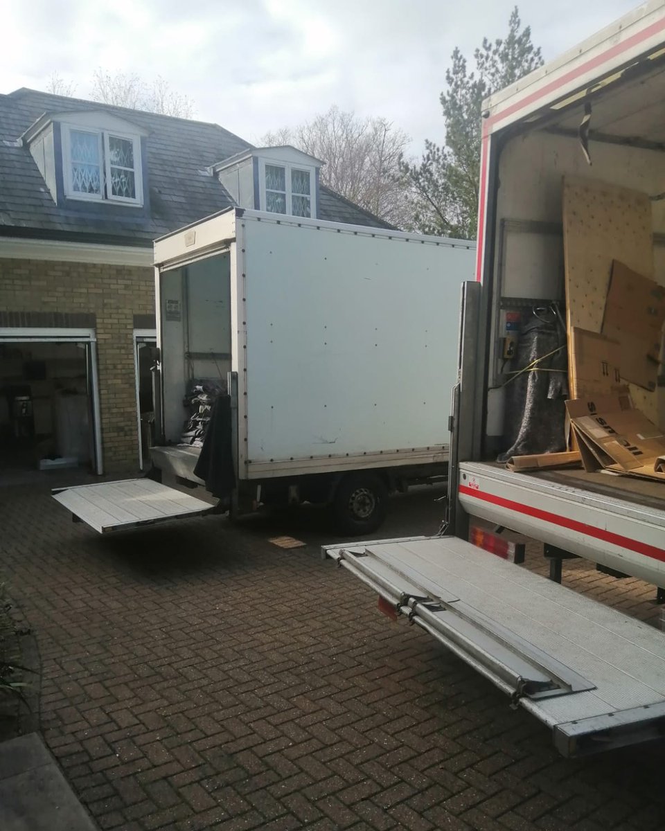 Go2Removals's tweet photo. Another day, another happy customer moved! 😁 Take the hassle and heavy lifting out of your next move by leaving it to our experienced team! 🙌🏻 https://t.co/8v1vPW0yyE https://t.co/W4Rkrj4Q73