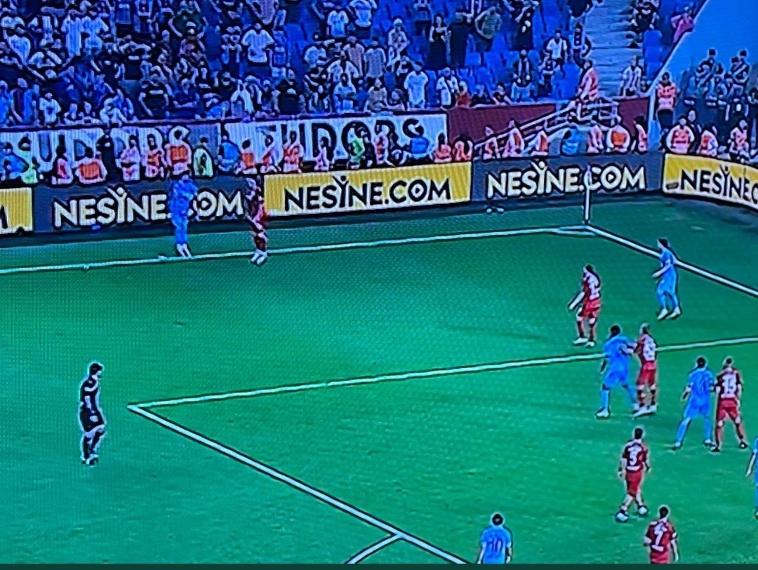 TRABZONSPOR YENİ TRANSFERİ METE KALKAVAN GÖZ DOLDURDU .KORNER BAYRAGININ YANINDA TAÇA ÇIKAN POZİSYONU 10 MT İLERİDE ATTIRIP GAZİANTEP E GOL YEDİRDİN.TOPUN NERDEN ÇIKTIGINI NERDEN ATILDIGINI  GÖREMEYECEK KADAR KÖRMÜSÜN. <a href="/cevdetAknal1/">Cevdet Akınal</a> <a href="/okkesozeksi/">Ökkeş Özekşi</a> <a href="/ceker_bilal/">Bilal Çeker</a> <a href="/muslumozmenn/">Müslüm Özmen</a>