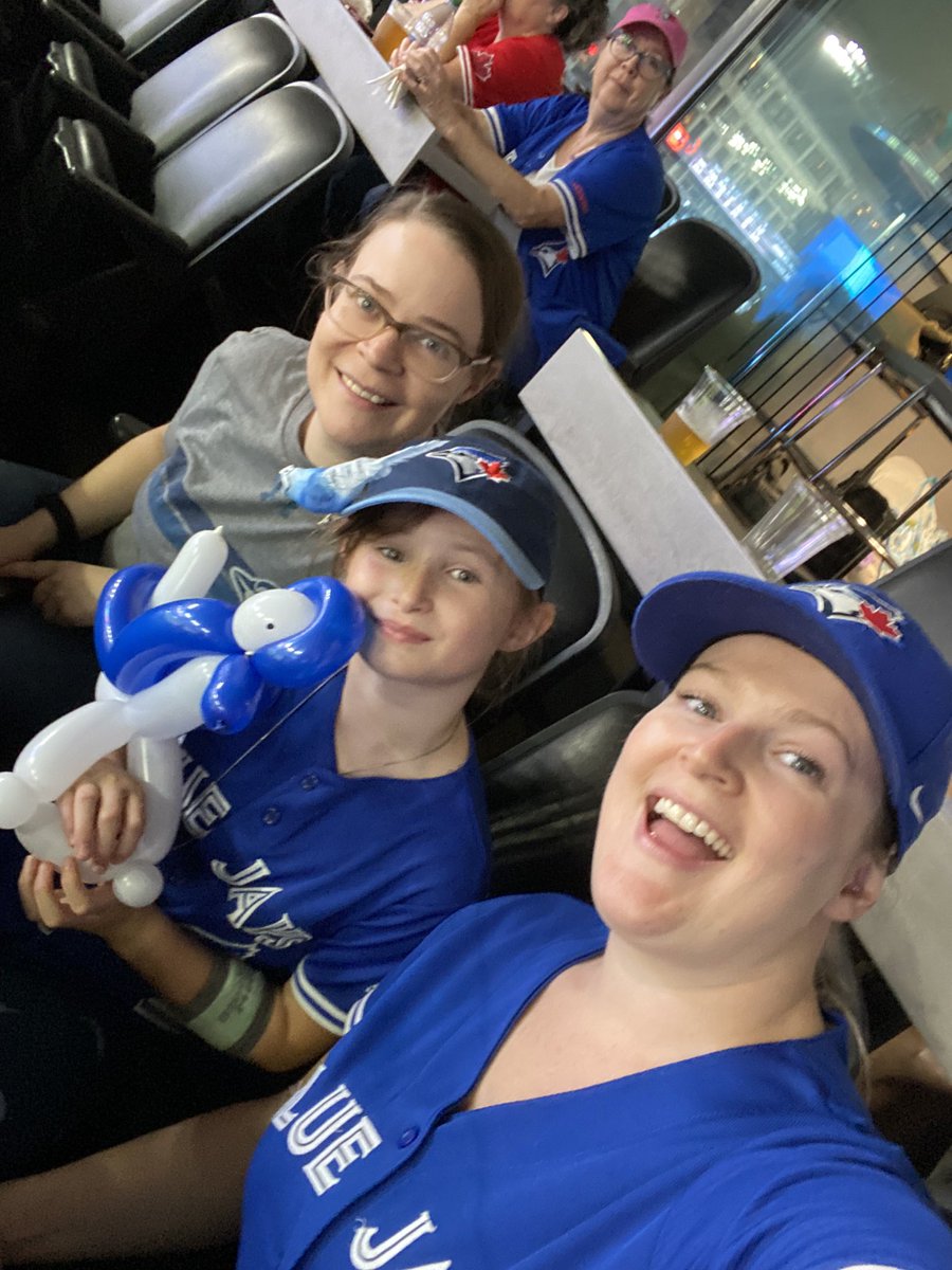 Aizzie's tweet photo. Family Jays game 2022 #jrjayssunday @BlueJays #SuiteLife #NextLevel https://t.co/mQ4LaQNU5O