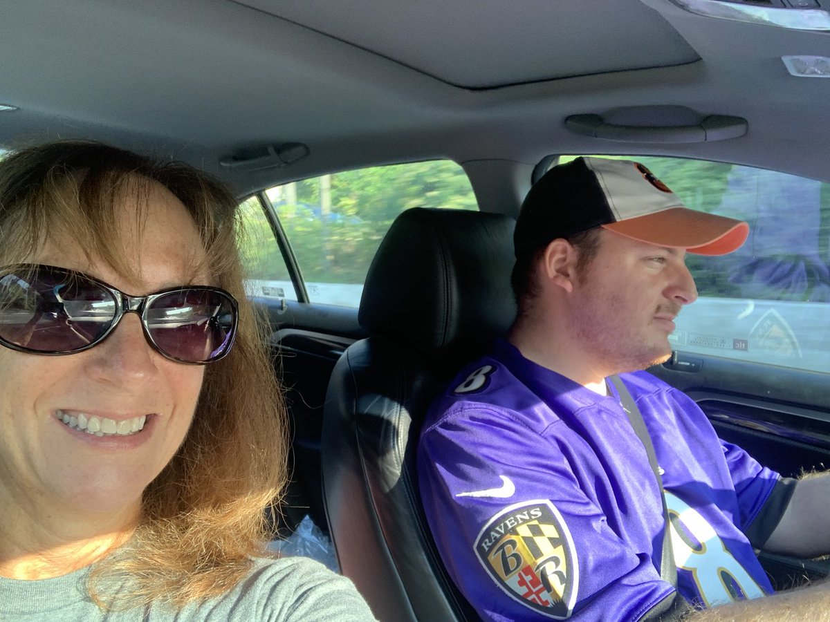 elyse_lash's tweet photo. Off to the Ravens game! #andfootball https://t.co/i8rbHDLiRg