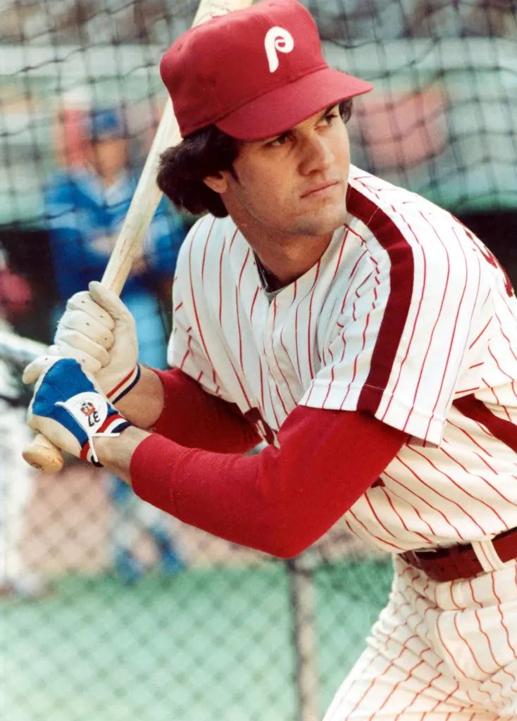 Happy birthday to Hall of Famer Ryne Sandberg. 