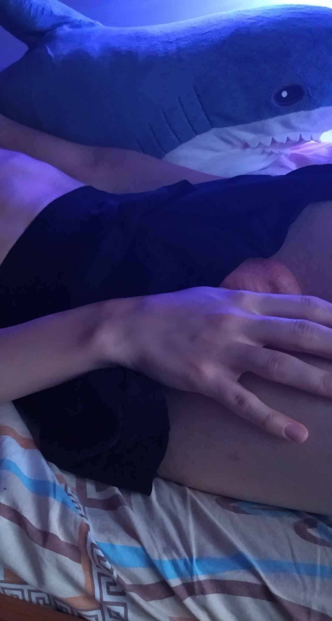 Something peeking? https://t.co/Ze7XICmWn3