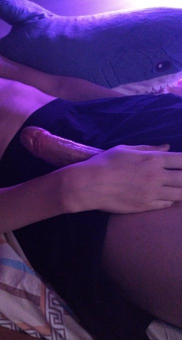 1 pic. Alright, yes, there is more. https://t.co/G7ZFuo1zak