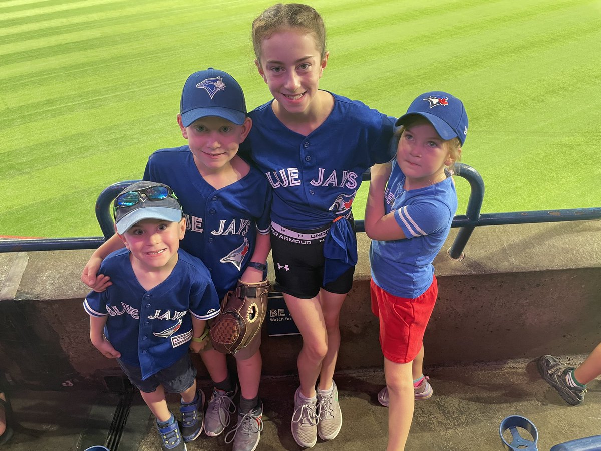 Lindsay Tarvit tweet media