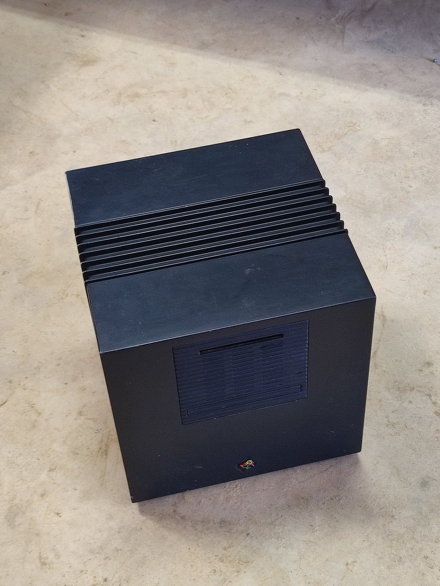 occitel's tweet image. Oh ! Un #Nextcube est de sortie pour les #journeesdupatrimoine chez #silicium