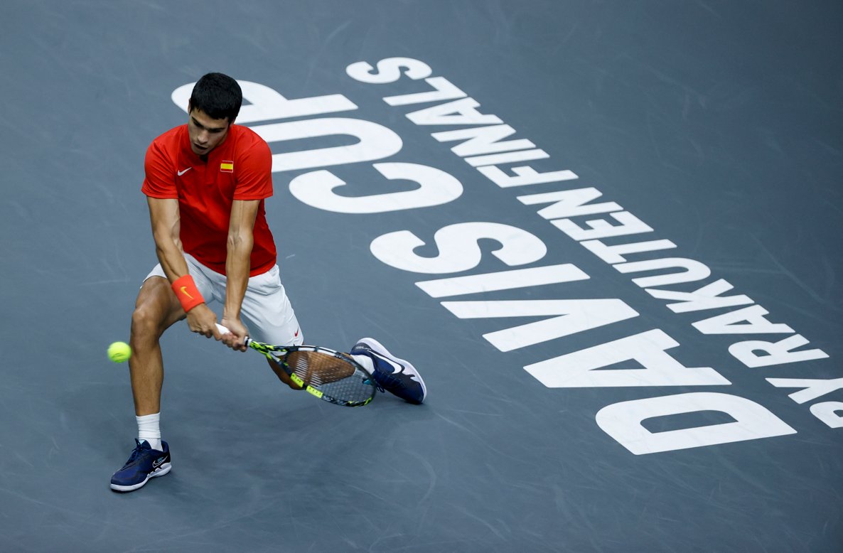 sport's tweet photo. #CopDavis 🎾
🇪🇸 6️⃣
🆚
🇰🇷 4️⃣
💥 ¡Primer set para Alcaraz! 🇪🇸
🔴 ¡Síguelo en #Directo! ▶️ https://t.co/pqidh6Kr9e https://t.co/KhTkJcU2nX