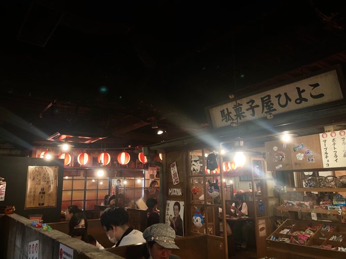「黒髪 レストラン」のTwitter画像/イラスト(新着)｜3ページ目