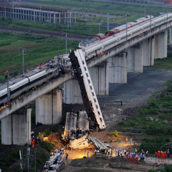 送外卖的铁路工程师黄根宝 on Twitter: "RT @huanggenbao8964: 今天是我“被”失业的第三天，原因:不断举报中铁