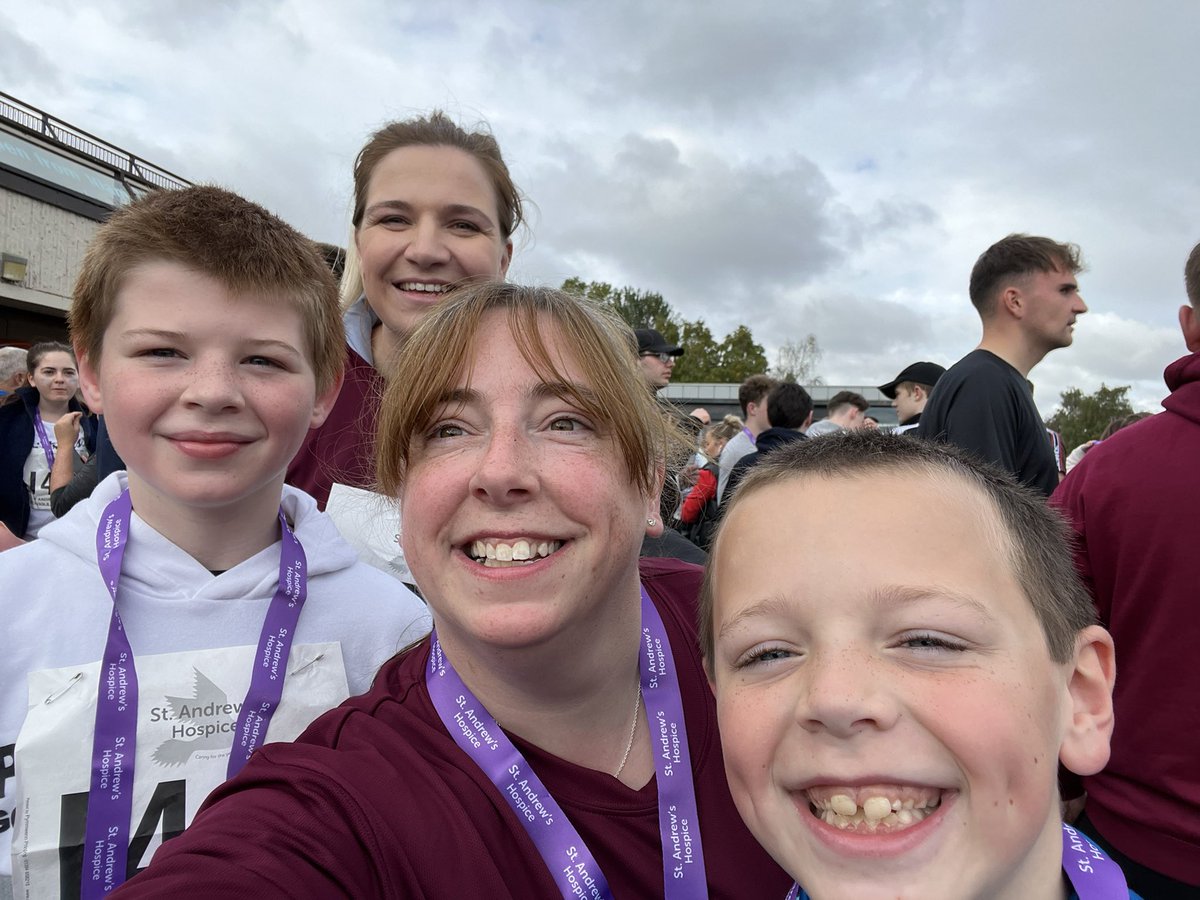 mrsjmccall's tweet photo. The McCall boys joined Team Science this morning to take part in the 6K run for @StAndrewHospice this morning.
🏅 
@Macp_LA https://t.co/OplZ1jO1Ym