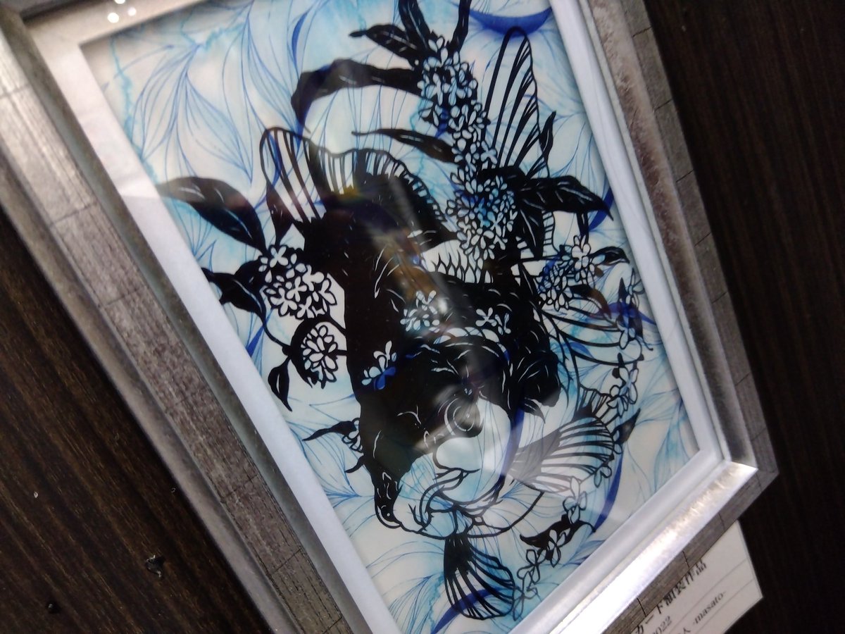 「今日は密やかに東京来てました!昨日、大阪でイベント出展だったので疲れてたら控えよ」|我流切紙人 ✨5/20・21（土日）デザフェスF-290・291✨のイラスト