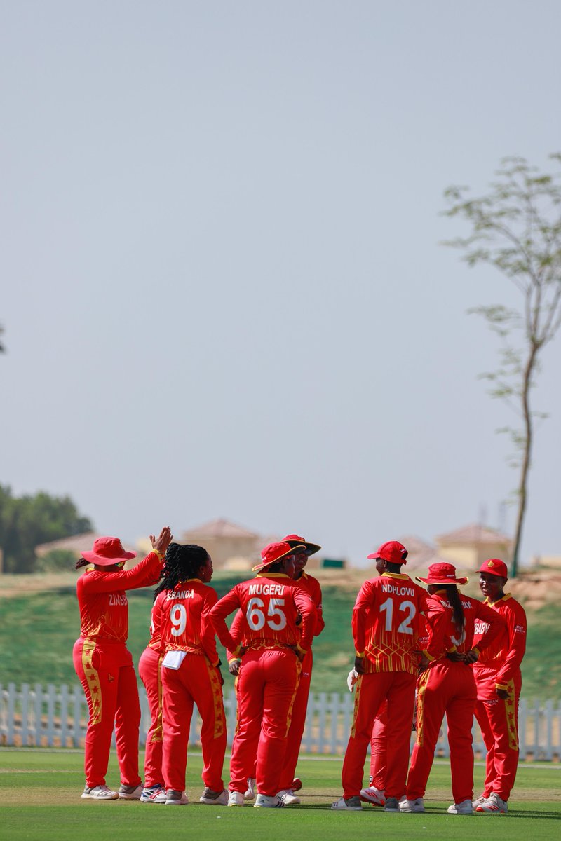 ICC's tweet photo. Zimbabwe bowl PNG out for 83 💪🏻

Watch all the action from the ICC Women's #T20WorldCup 2023 Qualifiers LIVE on https://t.co/MHHfZPyHf9 (in select regions) 📺 https://t.co/CUp8GVPd9t