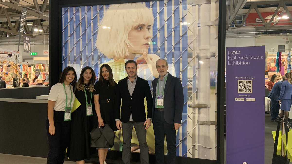 ITAAmman's tweet photo. Earlier today at HOMI fashion and Jewels. ITA Amman Office had the pleasure of hosting Palestinian and Jordanian operators from the fashion world.

Fashion events overlapping with HOMI are WeLoveModainItaly, MICAM, The One Milano, MIPEL, and Milan Fashion Week 2022. https://t.co/BGFoQyzdeS