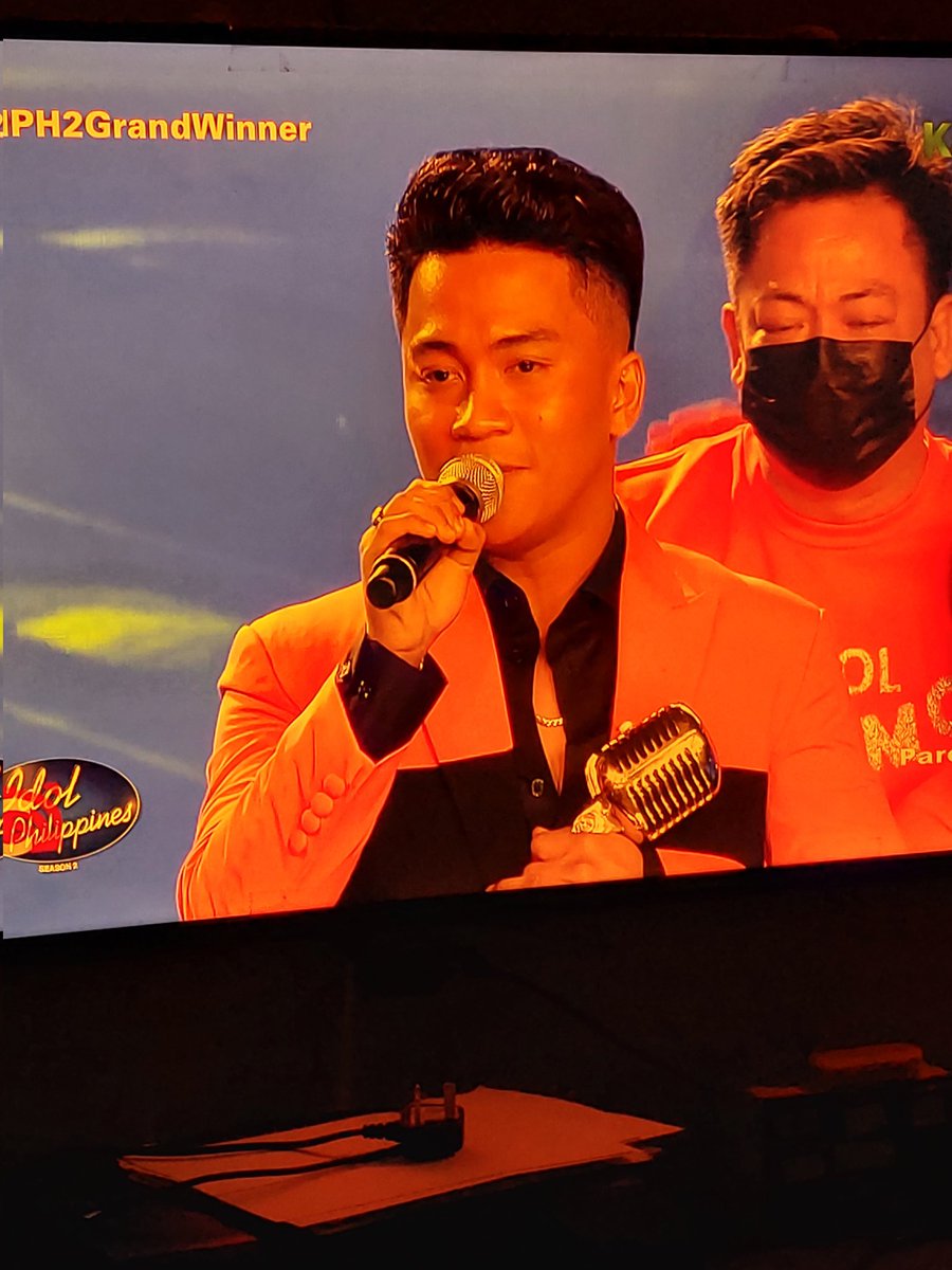 nvrmpmsa's tweet photo. Deserve 🎉🎉🎉🎉🎉👏👏👏 congrats @Khimo_Gumatay

#IdolPH2GrandWinner https://t.co/CaApYEPdeD