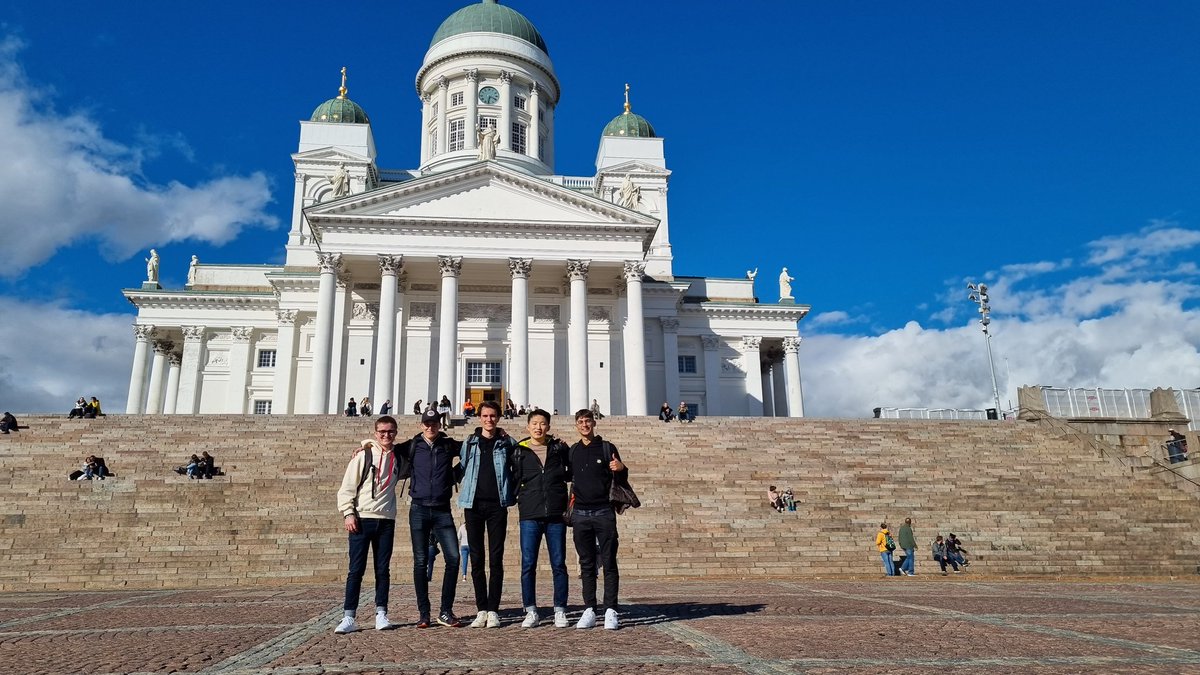 Sight seeing in Helsinki with the Strut Boys!!

Later to the pool🏖🤿

#Clashfest