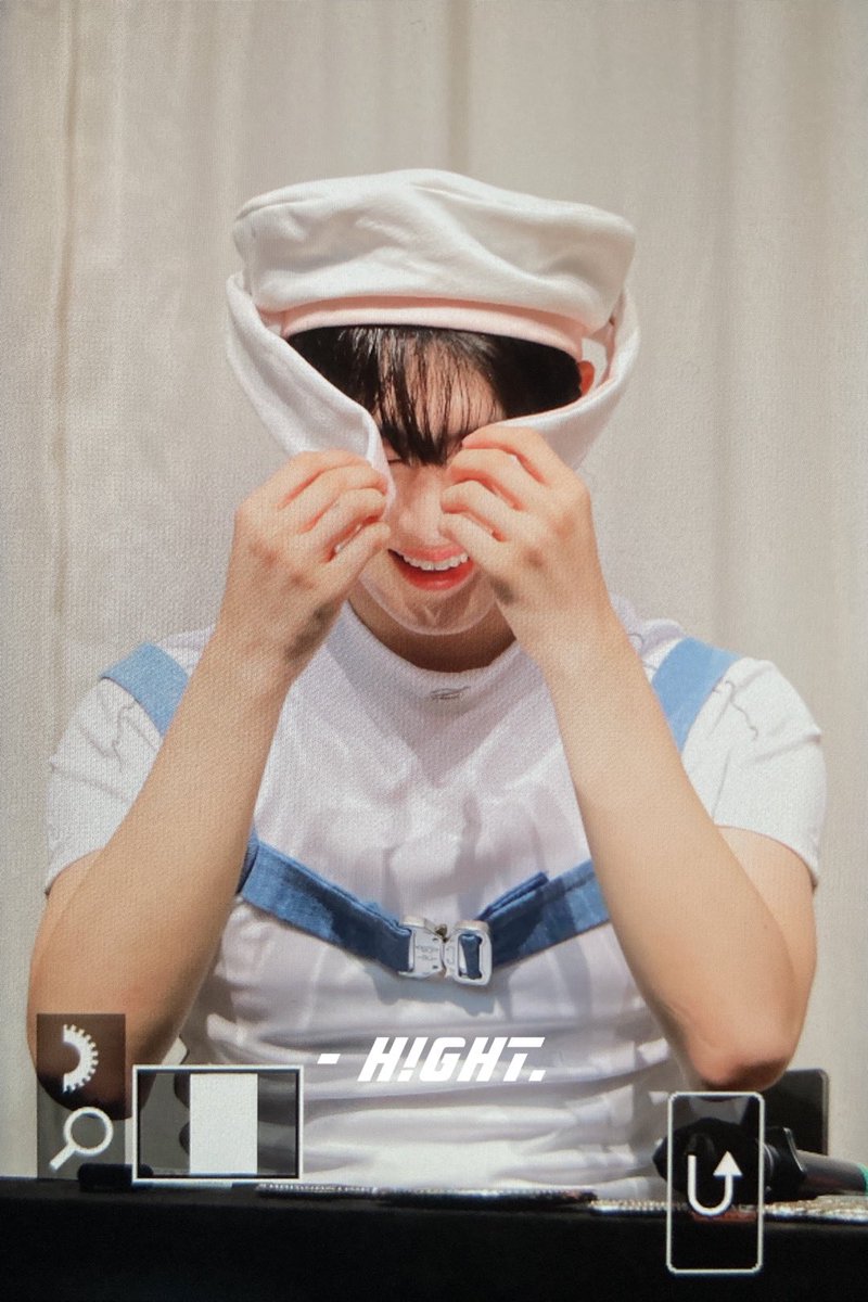 hight_hs's tweet photo. 220918 팬싸인회 귀여워ㅜㅜㅜㅠㅠㅠㅠㅠㅠㅠㅠㅠㅠㅠㅠㅠㅠㅠㅠㅠㅜㅠㅠㅠㅠㅠㅠㅠㅠㅠ
#CIX  #현석 #HYUNSUK https://t.co/vPTRrWI75e