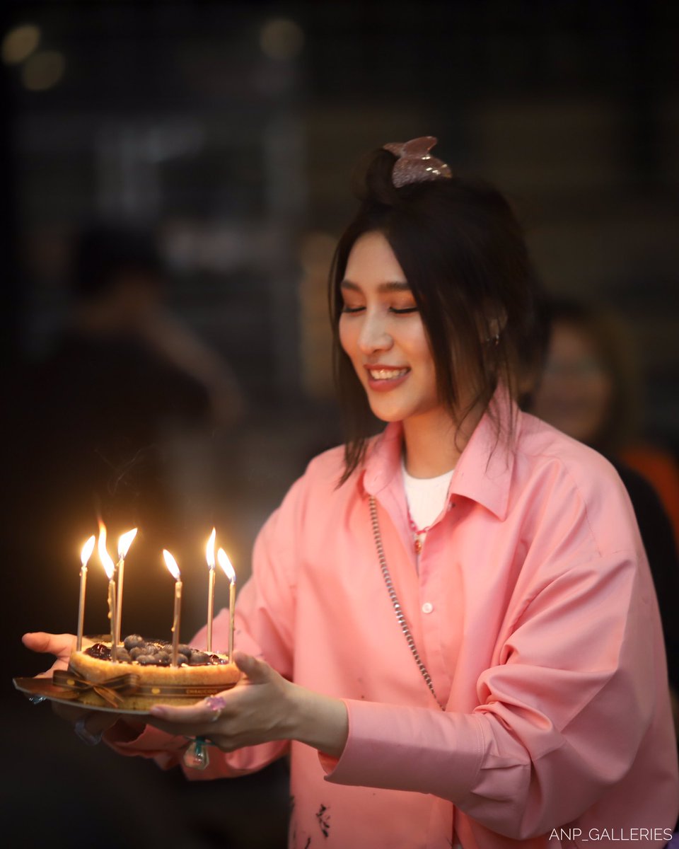 ANP_Galleries's tweet photo. 𝐇𝐨𝐩𝐞 𝐲𝐨𝐮 𝐞𝐧𝐣𝐨𝐲 𝐲𝐨𝐮𝐫 𝐬𝐩𝐞𝐜𝐢𝐚𝐥 𝐝𝐚𝐲. 🎂😊
#เบบี้เอมที่ไม่เบบี้แล้ว
#happyBABYAIMday2022
#TeamAIMazing #ANPgalleries https://t.co/z1L33Vnmq0