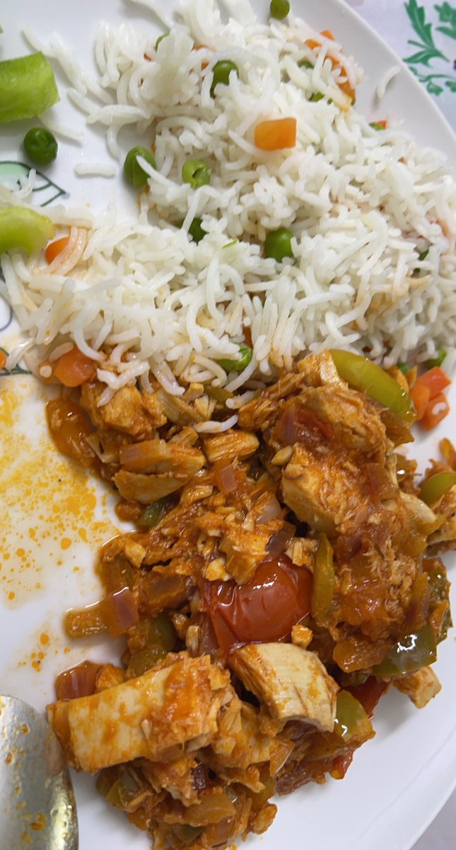 Mini20920's tweet photo. وجبه صحيه ناطعه
حمسة تونه ورز طابخته بخار ١٠٠ غرام 
#دربنا_صحي #متكممين #رابطة_المتكممين #رابطه_المكممين https://t.co/ndykob0ea6