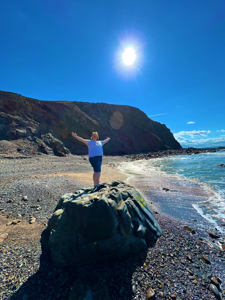 _Brewer_'s tweet photo. Such a wonderful unspoilt beach at #Duckpool #AtlanticCoast #Atlantic #Rockpools #DevonandCornwall https://t.co/Mt3AJpmAlp