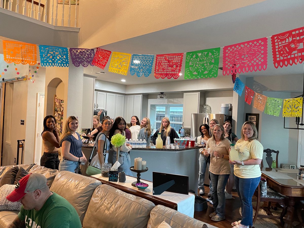 Lebanon Trail Cheer tweet media