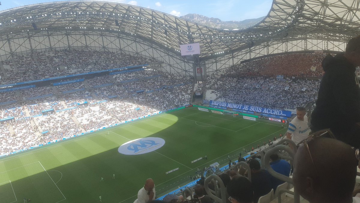 1PieceOfRubbish's tweet photo. Bon match ! Après avoir ramassé #1DechetParJour, ramassons #1RennaisParJour
#OMSRFC https://t.co/yiop2aohUS