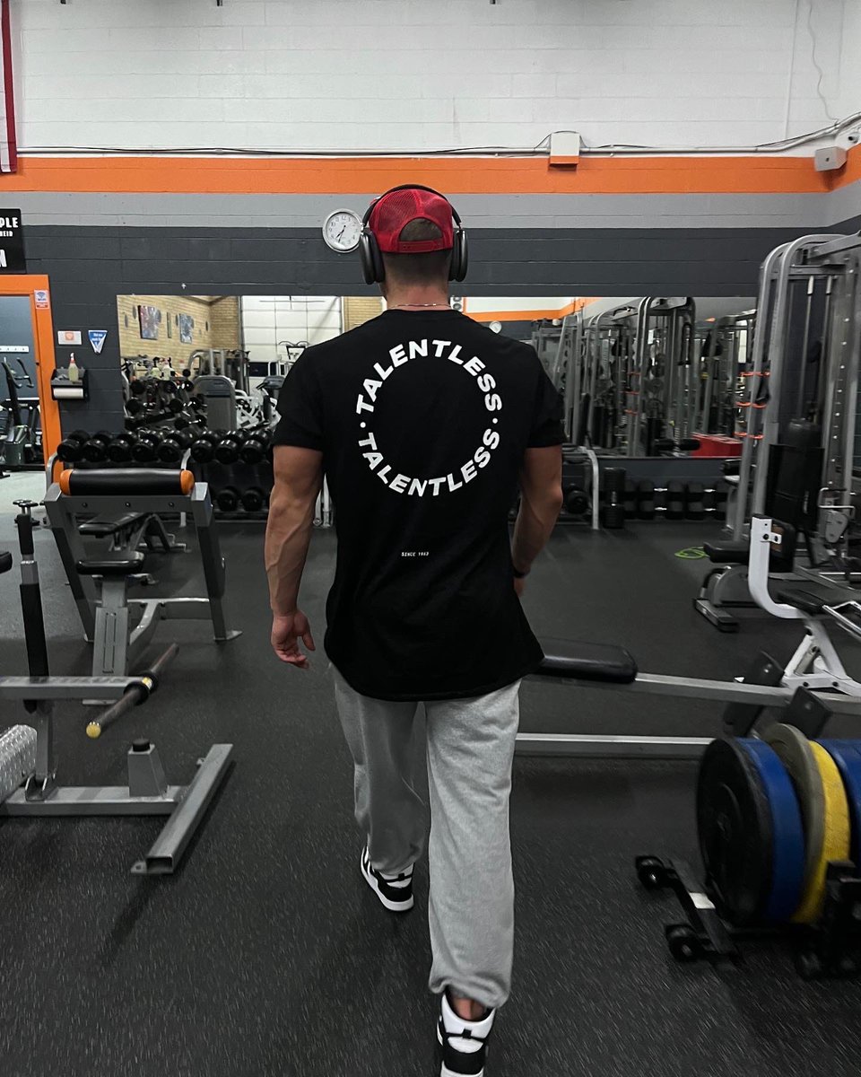 Maso_fit's tweet photo. 🤫🤫🤫 @ScottDisick https://t.co/tNs5HqmoTe