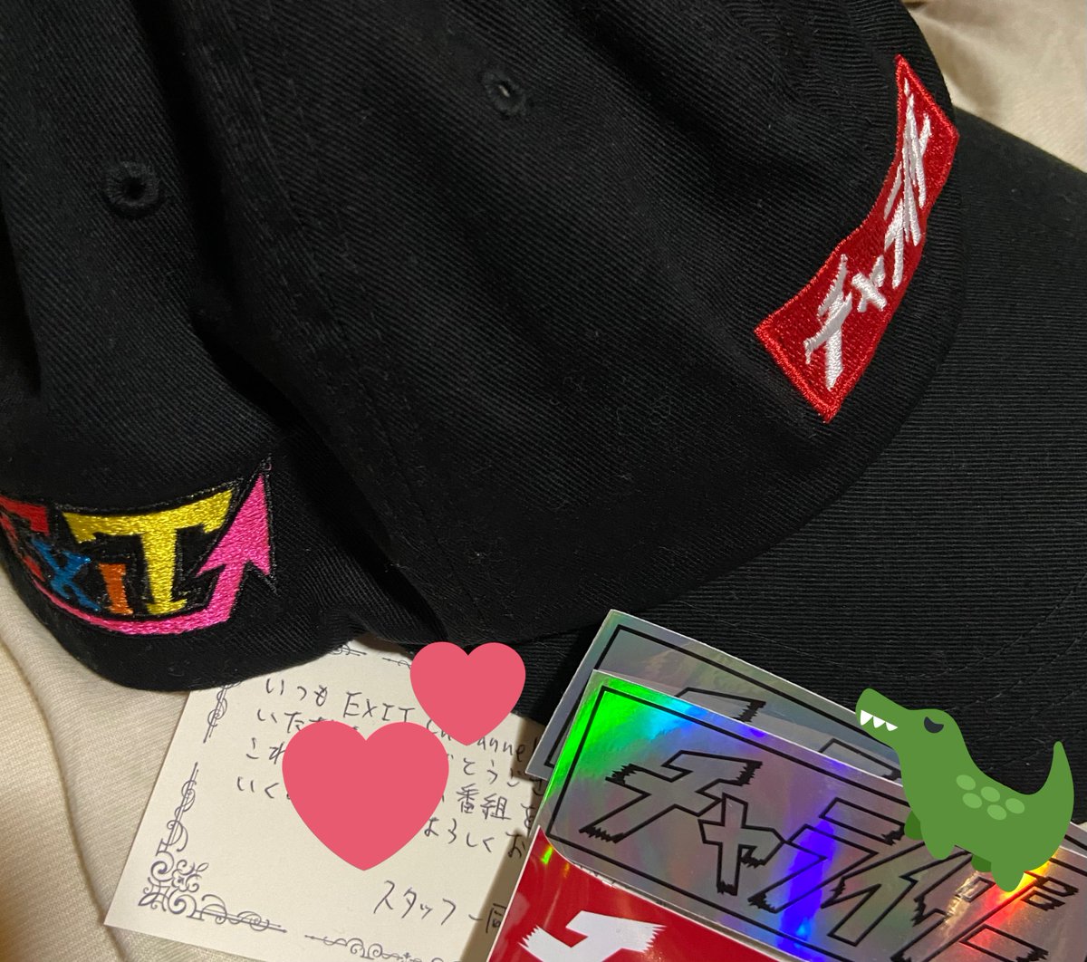 Mm33EXIT's tweet photo. え、ちょっと待ってw
これですか.....？
https://t.co/9s7xpC6tP7
#EXITcharannel #チャライダー 
#EXIT #りんたろー 。#かねちー https://t.co/dTVmKsJhGS