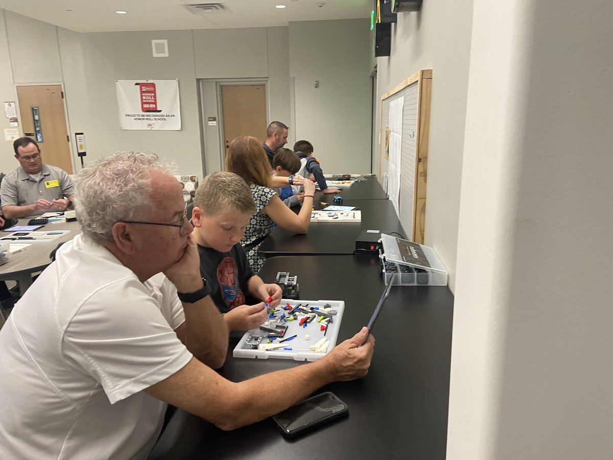 Julee Vorachard tweet media