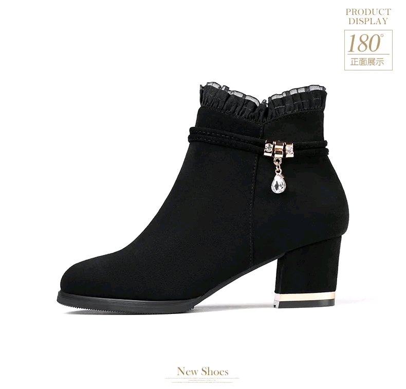 Rich_Reen's tweet photo. Ada peminat boots tak kat sini? Haaa boots ni sesuai sangat kalau digayakan dengan jubah dan dress.. Nampak stylo dan bergaya. Harga memang mampu milik.. Beli kat sini 👉 https://t.co/QHHSixcasp https://t.co/kTR9Udf6BC
