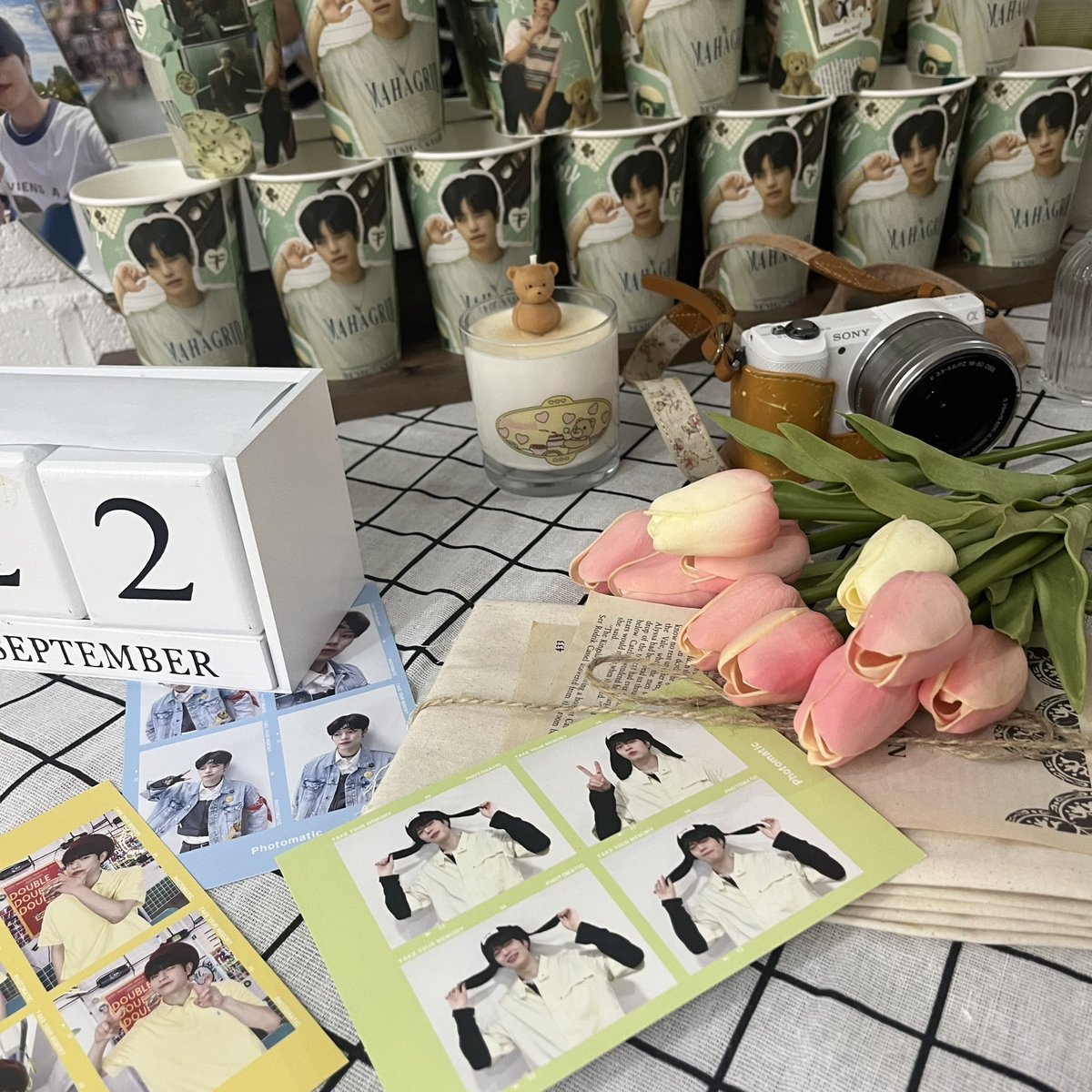 seoyes_stay's tweet photo. 여기 생카가 진짜체고에요🥺💛사장님도 너무 친절하시고 케이크도 맛있고 특전도 완전 알차요😭저 이제 생카 여기만 올거에요!!사장님께서 리노때도 오라 하셔서 꼭 갈거에용ㅎㅎ가게도 너무 이뻐요💗
승민이 미리 생축❤️
#승민이와_함께_아름다운_추억
#Beautiful_Memory
#StrayKids #스트레이키즈 https://t.co/HQInBWnXZj
