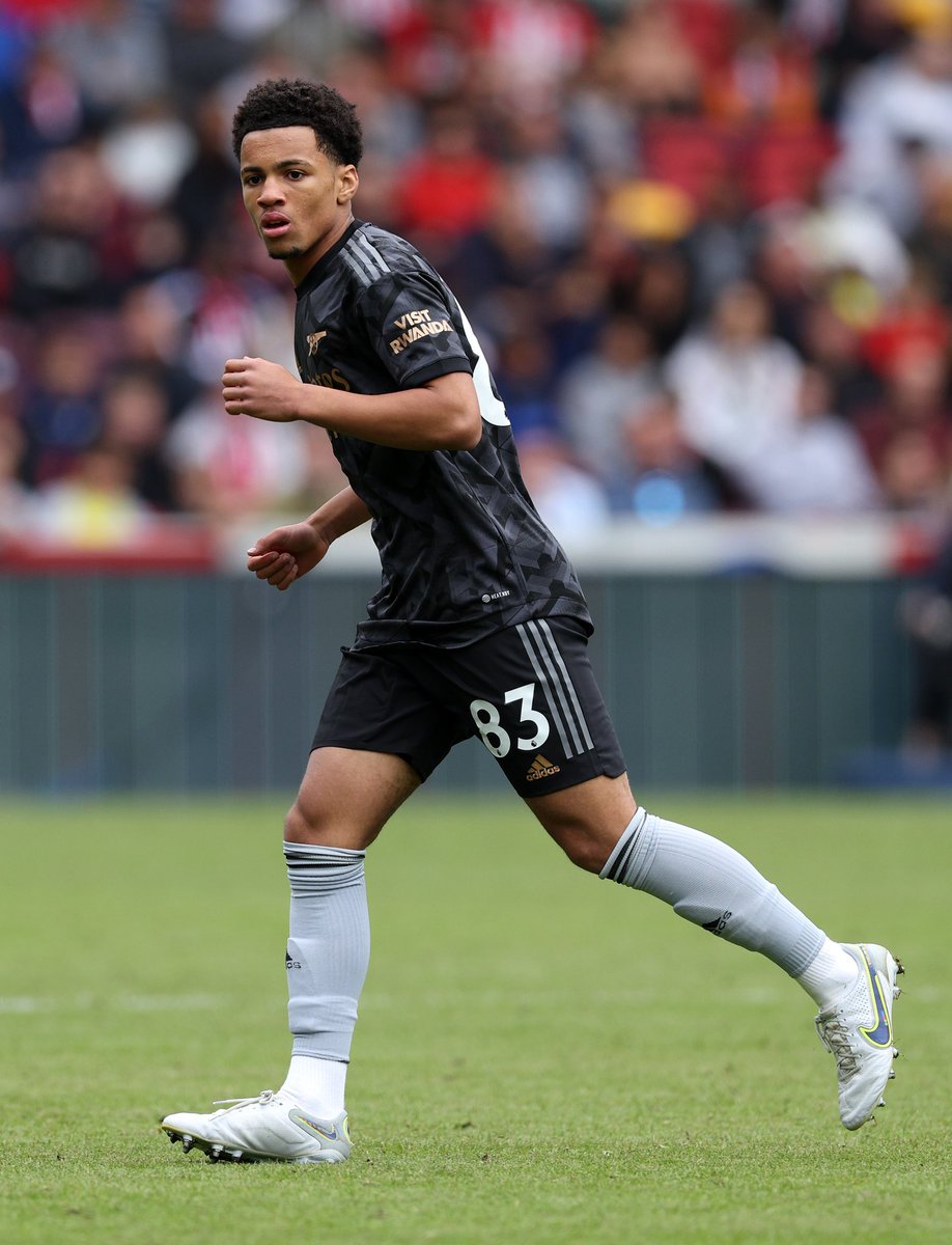 Born in 2007, at just 15 years, 181 days old 👶🔴⚪️

Ethan Nwaneri becomes The Premier Leagues youngest ever player 🤯👏