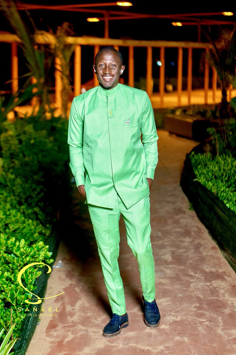 Sagnsel's tweet photo. Tenue moderne qui peut être portée partout!💚

▪️Prix: 40.000f
▪️Contacter +221776694546
Rt apprécié 

Bon repos dominical 👌🏾 https://t.co/R23eJUeVLP