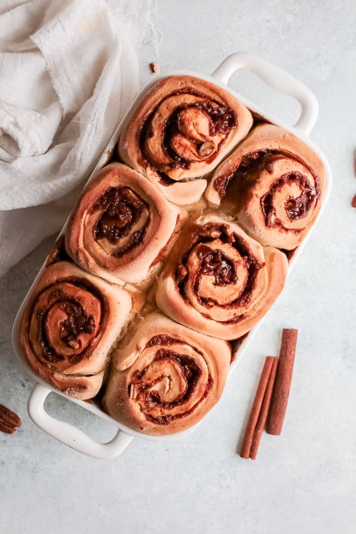 aclassictwist's tweet photo. Cinnamon Pecan Buns are made with a brioche-style dough and stuffed with a caramel pecan filling. They also have a thick and sticky caramel pecan layer on the bottom.
Recipe- https://t.co/qi2iqUdMcd
#aclassictwist #fallflavors #breakfastbuns #fallfoods #foodblogger #dmvbaker https://t.co/oHJO1ZBYD5