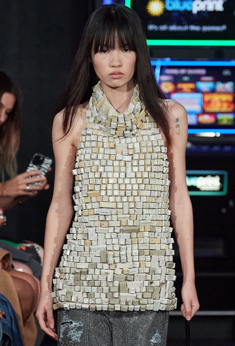 gastt Fashion tweet media