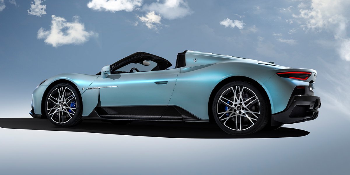 Sculpted, chiseled, expertly shaped.
The design of the MC20 Cielo is the achievement of contemporary Italian sculptors.
#MaseratiMC20Cielo #Maserati