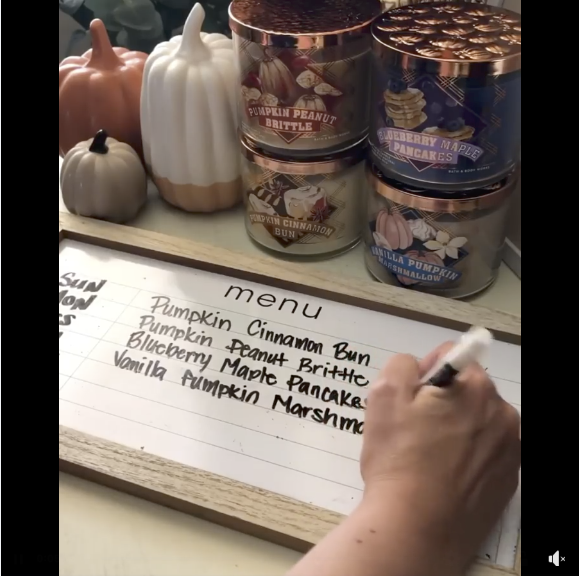 ShopLoopWest's tweet photo. Who else is hungry? 🙋‍♀️ With ALL 3-Wick Candles just $12.95, now’s the time to add some sweet 🆕 fall fragrances to your collection 🛍 Drop a 🤤 and let @bathbodyworks know which one you need in your kitchen! 

#bathandbodyworks #kissimmeeshopping @ShopLoopWest https://t.co/zsrztlUtCw